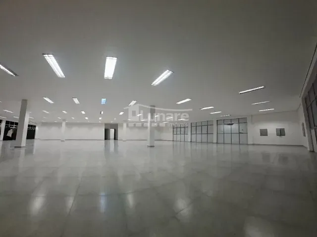 Prédio com 2549m², à venda ou para alugar, no bairro Centro em Mogi das Cruzes