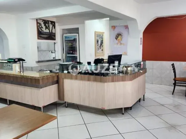 Prédio com 280m², à venda, no bairro Tarumã em Curitiba