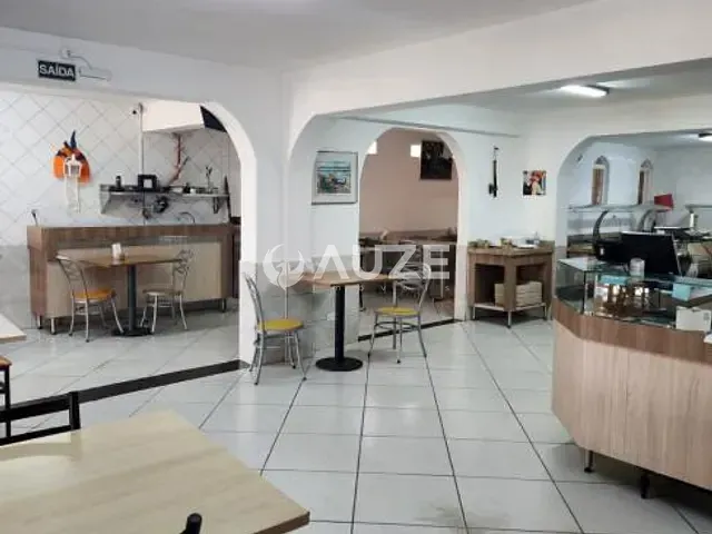 Prédio com 280m², à venda, no bairro Tarumã em Curitiba