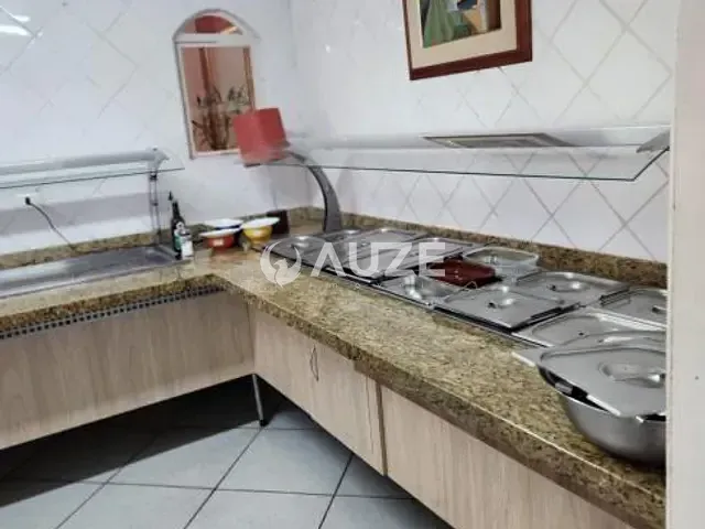 Prédio com 280m², à venda, no bairro Tarumã em Curitiba