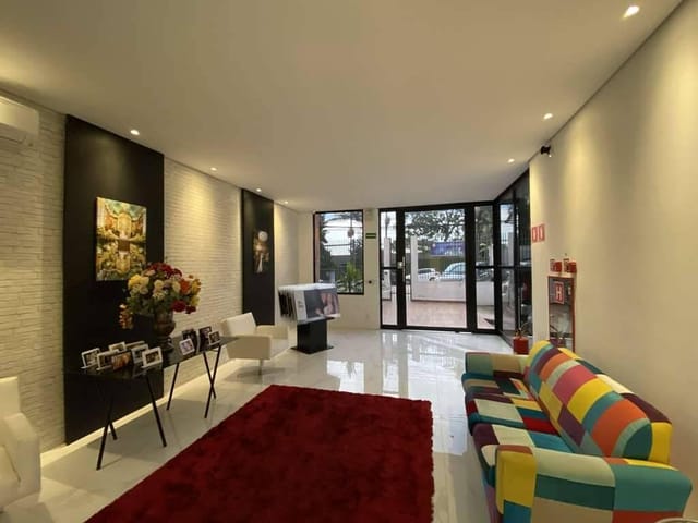 Prédio com 966m², à venda, no bairro Jardim Lambreta em Cotia