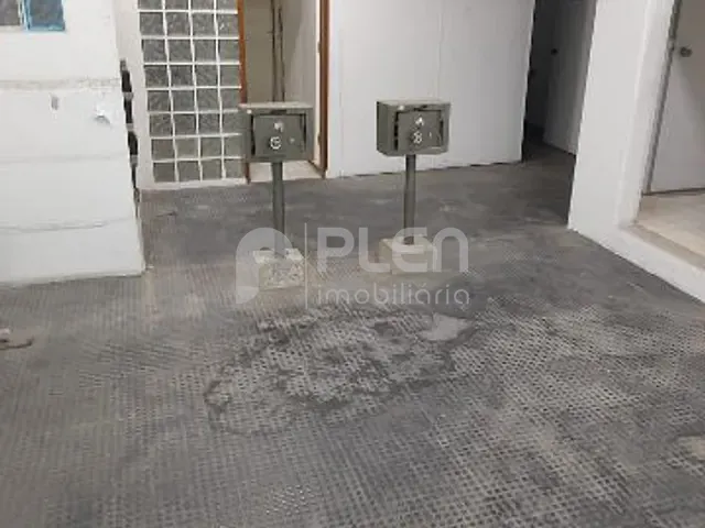 Prédio para alugar, no bairro Santana em São Paulo