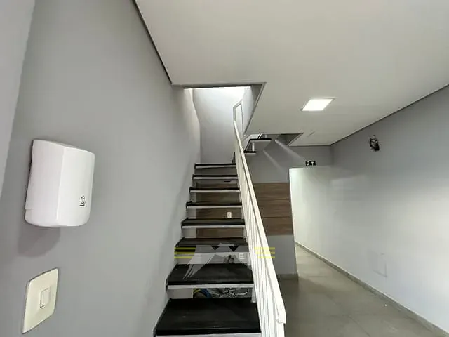 Prédio à venda ou para alugar, no bairro Belém em São Paulo