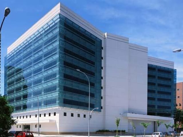 Prédio com 4209m², para alugar, no bairro Centro Cívico em Curitiba