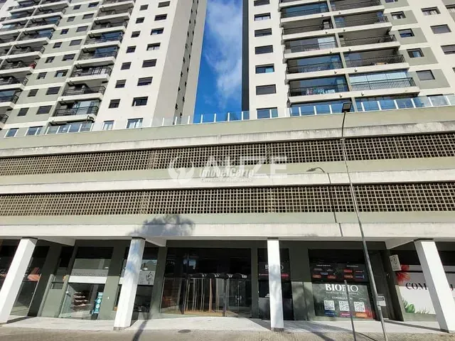 Prédio com 128m², à venda, no bairro Cabral em Curitiba