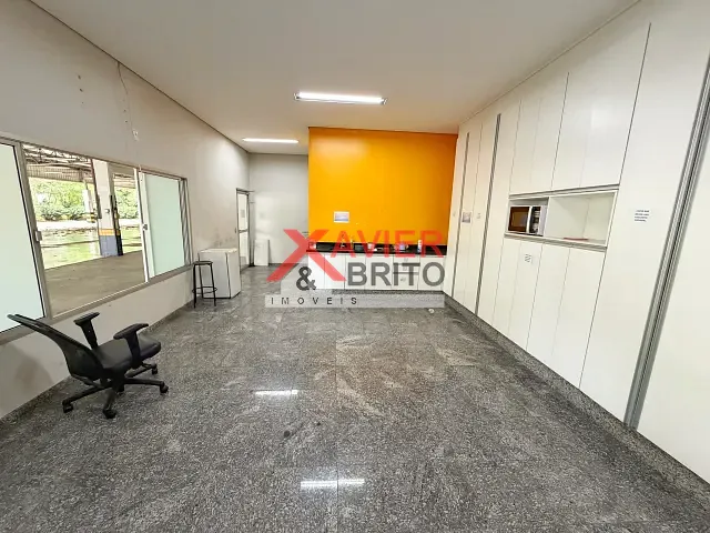 Prédio à venda, no bairro Vila Santana em São Paulo