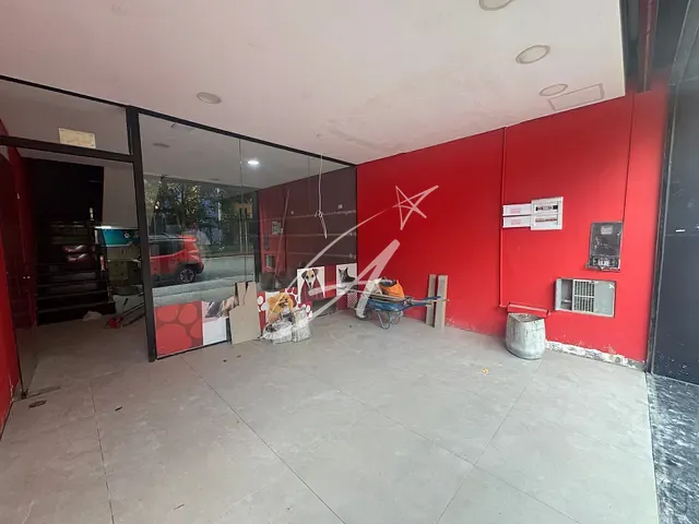 Prédio com 110m², à venda ou para alugar, no bairro Tatuapé em São Paulo