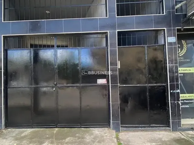 Prédio à venda, no bairro Parque Marilandia em Duque de Caxias
