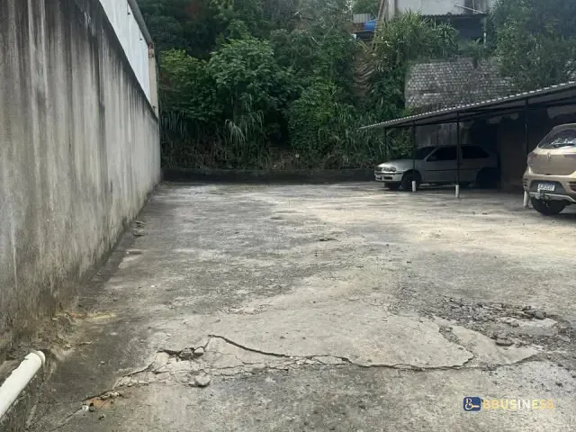 Prédio à venda, no bairro Parque Marilandia em Duque de Caxias