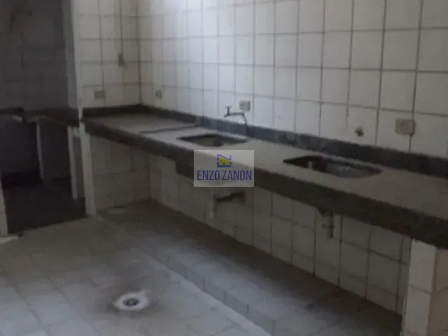 Prédio com 250m², à venda ou para alugar, no bairro Centro em São Caetano do Sul