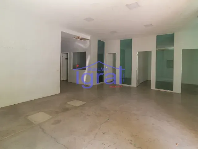 Prédio com 499m², para alugar, no bairro Vila Parque Jabaquara em São Paulo