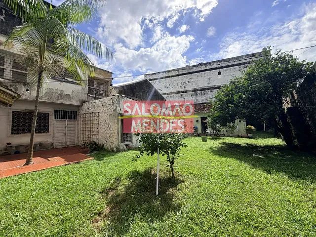 Prédio à venda, no bairro Batista Campos em Belém