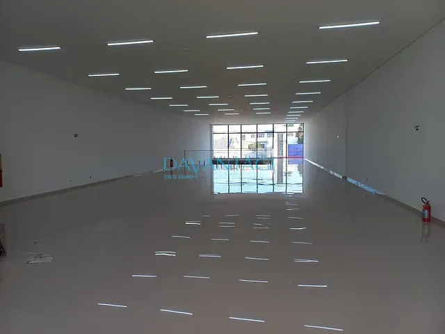 Prédio com 1095m², à venda ou para alugar, no bairro Centro em Vinhedo