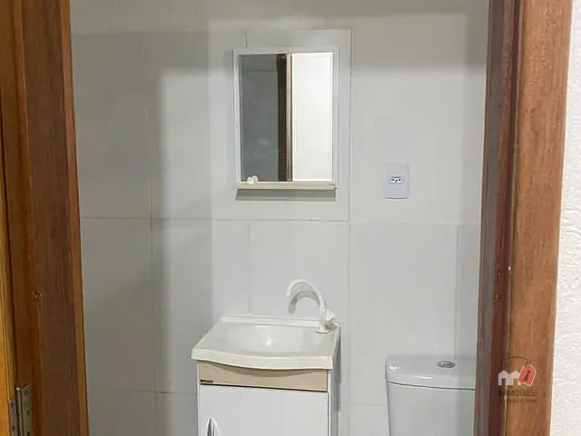 Prédio com 300m², à venda, no bairro Castelanea em Petrópolis
