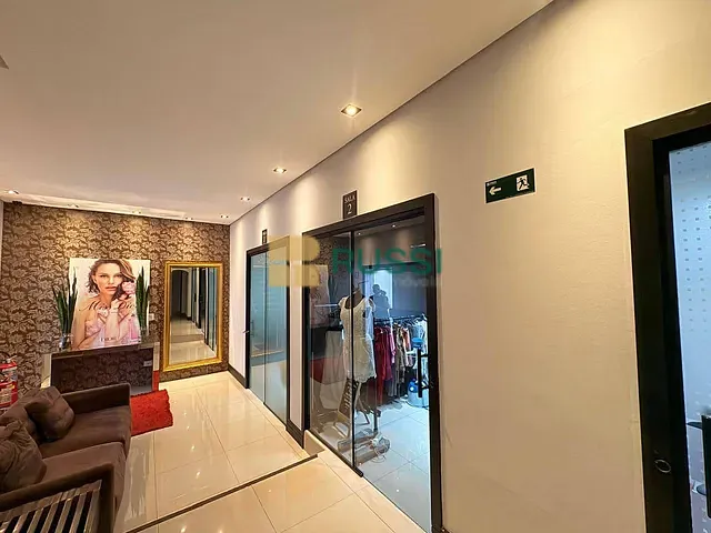 Prédio com 410m², à venda, no bairro Jardim São Dimas em São José dos Campos