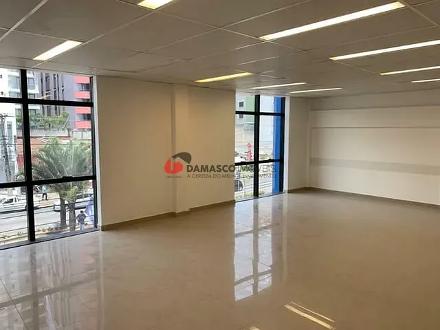 Prédio com 1300m², à venda, no bairro Santo Antônio em São Caetano do Sul