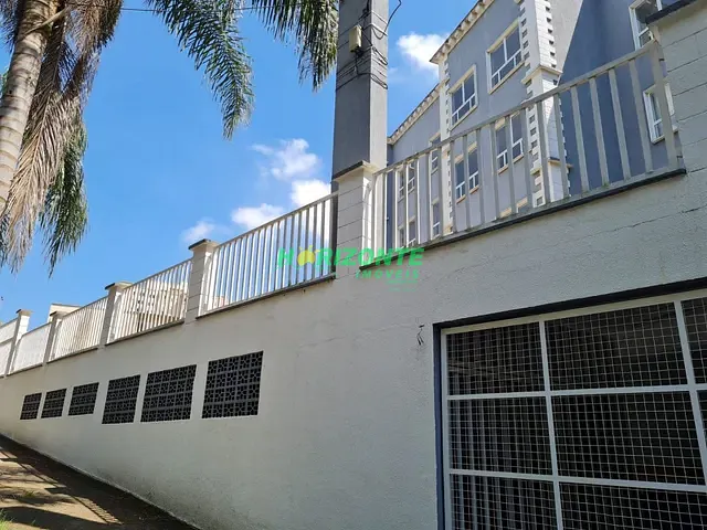 Prédio com 4000m², à venda ou para alugar, no bairro Jardim Satélite em São José dos Campos