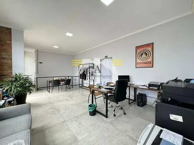 Prédio à venda ou para alugar, no bairro Belém em São Paulo