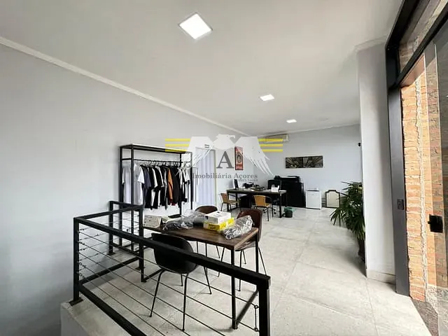 Prédio à venda ou para alugar, no bairro Belém em São Paulo