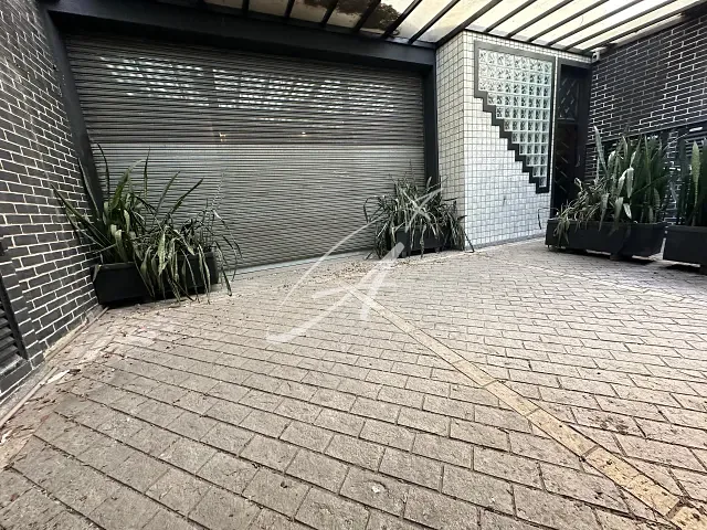 Prédio com 552m², para alugar, no bairro Tatuapé em São Paulo