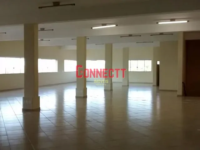 Prédio com 1000m², para alugar, no bairro Ribeirânia em Ribeirão Preto