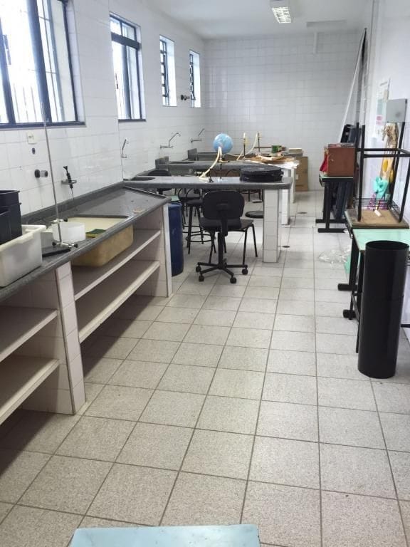 Prédio com 2000m², para alugar, no bairro Vila Carrão em São Paulo
