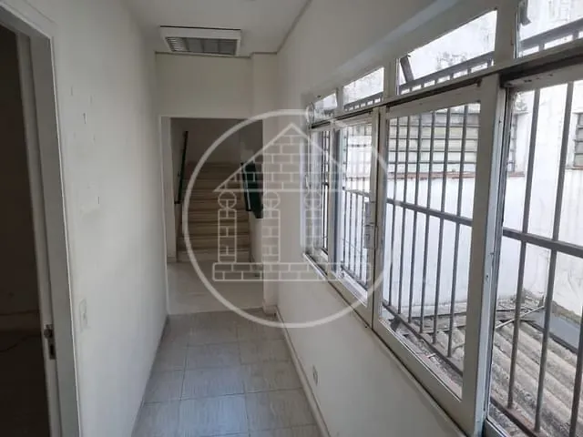 Prédio com 600m², para alugar, no bairro Jardim Prudência em São Paulo