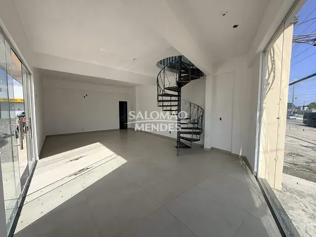 Prédio para alugar, no bairro Coqueiro em Ananindeua