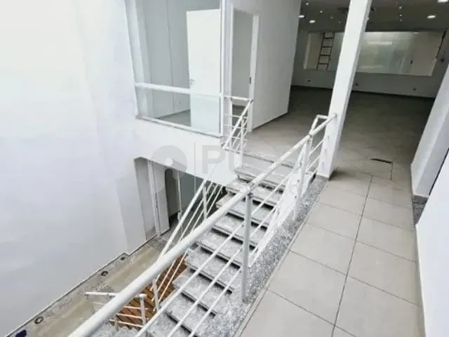 Prédio com 204m², à venda ou para alugar, no bairro Santana em São Paulo