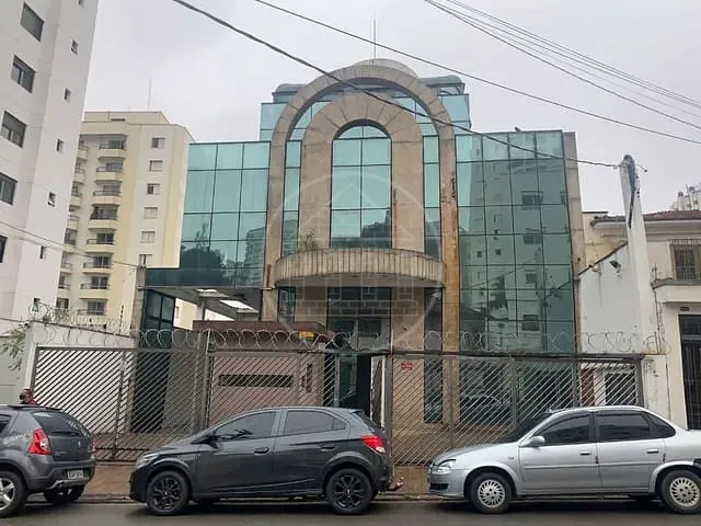 Prédio com 1447m², para alugar, no bairro Campo Belo em São Paulo