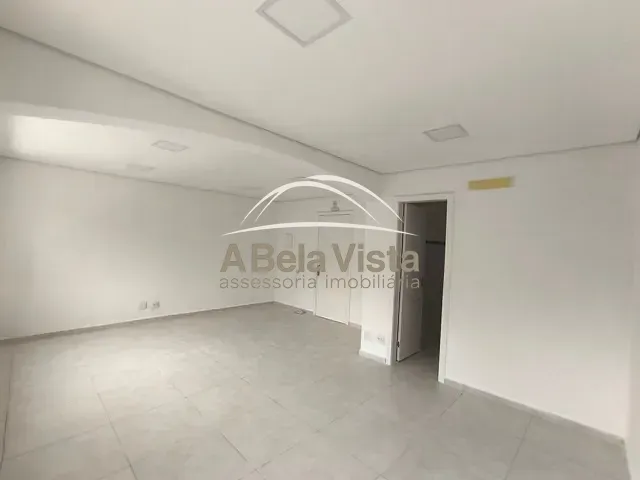 Prédio para alugar, no bairro Centro em Osasco