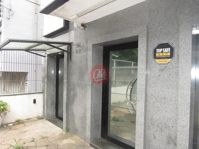Prédio com 405m², para alugar, no bairro São João em Porto Alegre