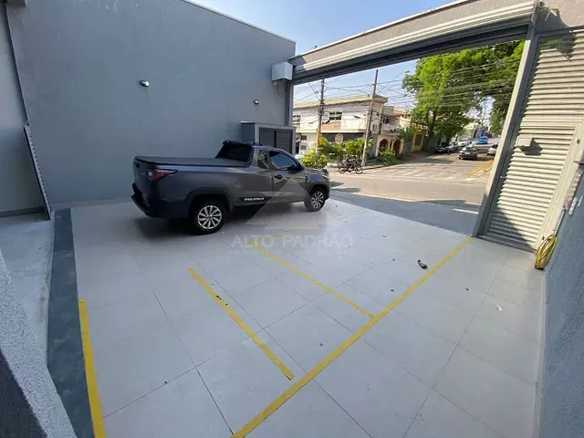 Prédio com 225m², para alugar, no bairro Parque Capuava em Santo André