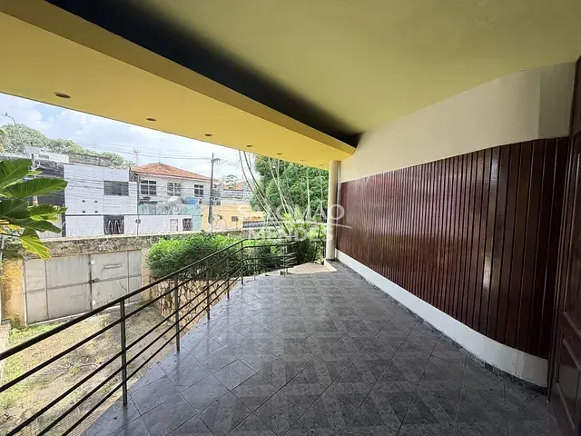 Prédio à venda, no bairro Batista Campos em Belém