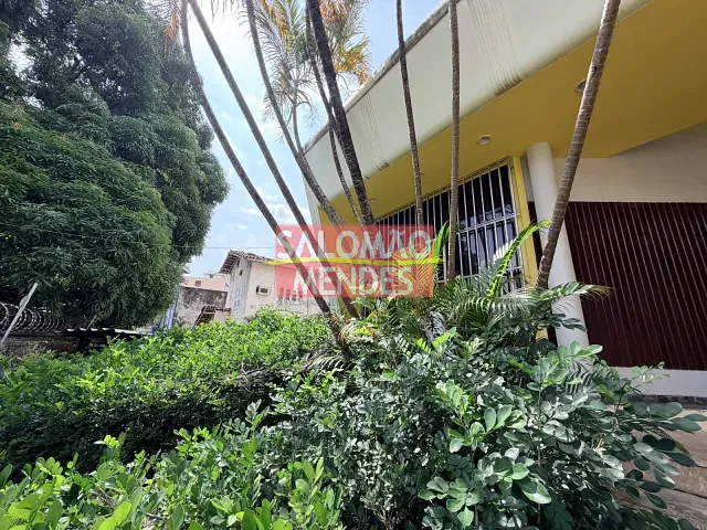Prédio à venda, no bairro Batista Campos em Belém