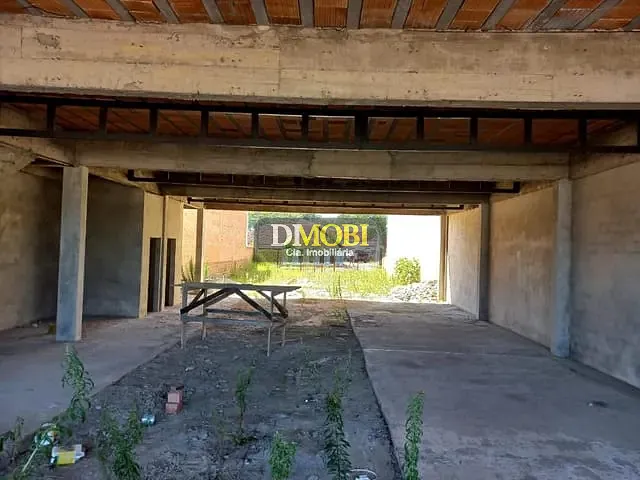 Prédio com 2500m², à venda, no bairro Caça e Pesca em Gravataí