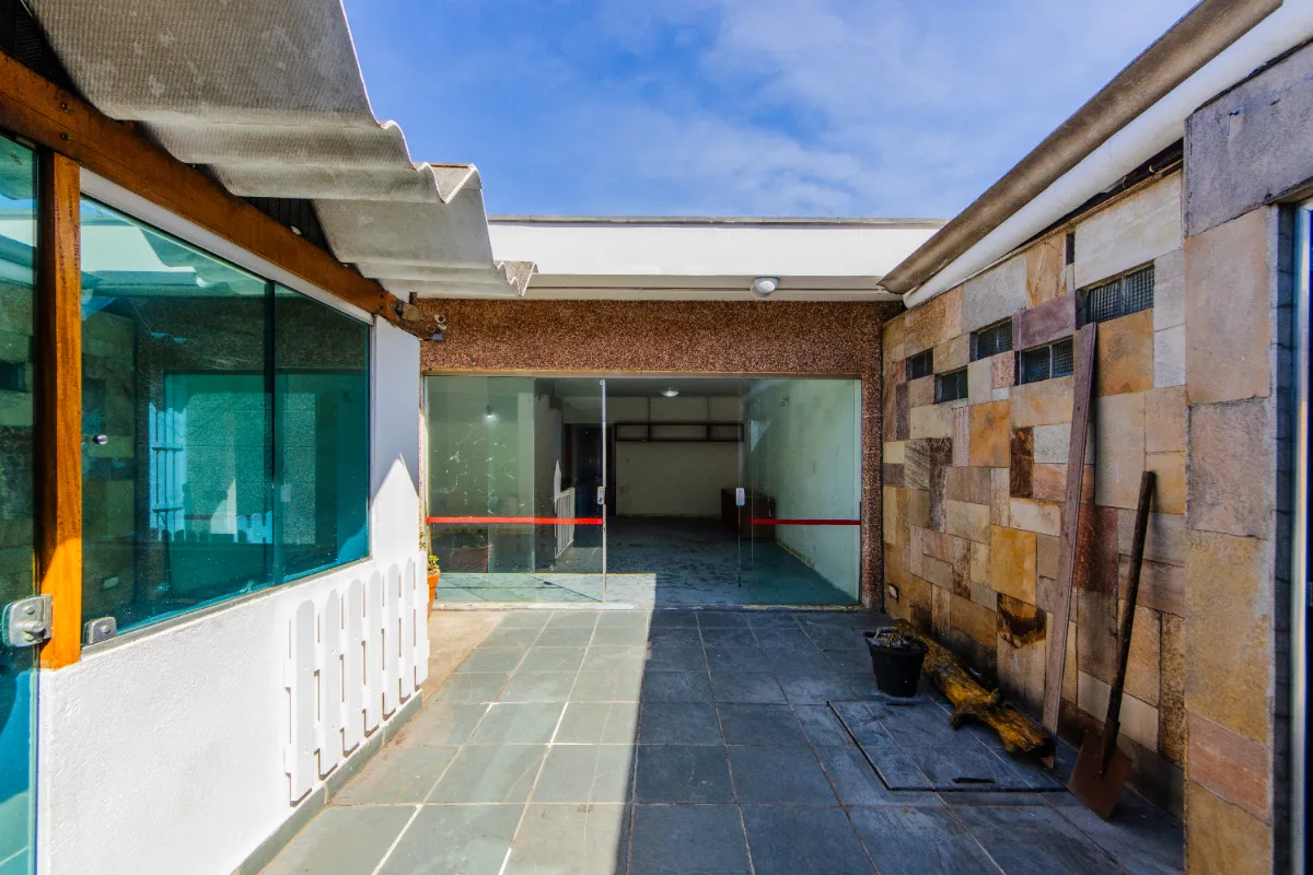 Casa comercial para venda em Parque São Domingos, 442m²