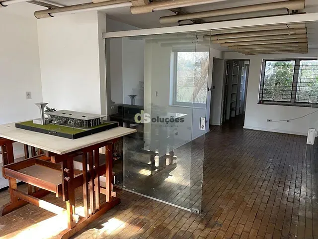 Prédio à venda ou para alugar, no bairro Vila Clementino em São Paulo