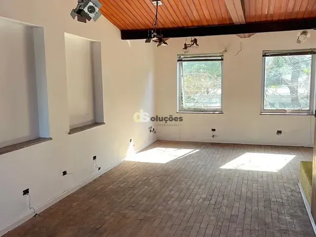 Prédio à venda ou para alugar, no bairro Vila Clementino em São Paulo