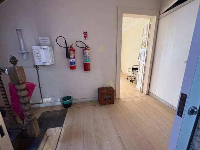 Prédio para alugar, no bairro Centro em Petrópolis