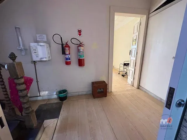 Prédio para alugar, no bairro Centro em Petrópolis