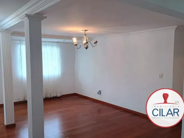 Prédio 3 quartos e 4 banheiros, à venda, no bairro Portão em Curitiba