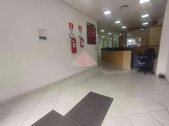 Prédio com 700m², para alugar, no bairro Vila Bocaina em Mauá