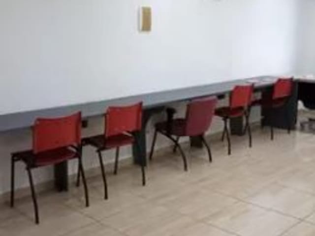 Prédio com 150m², à venda ou para alugar, no bairro Centro em Osasco
