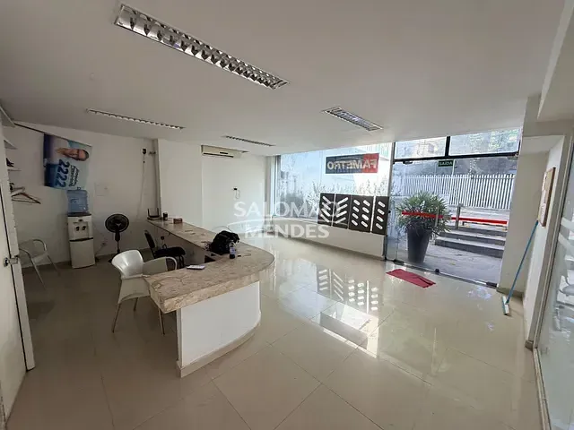 Prédio para alugar, no bairro Nazaré em Belém