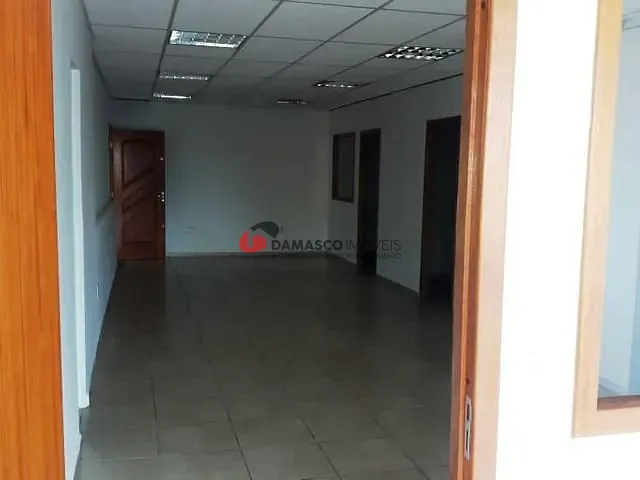 Prédio para alugar, no bairro Nova Gerty em São Caetano do Sul