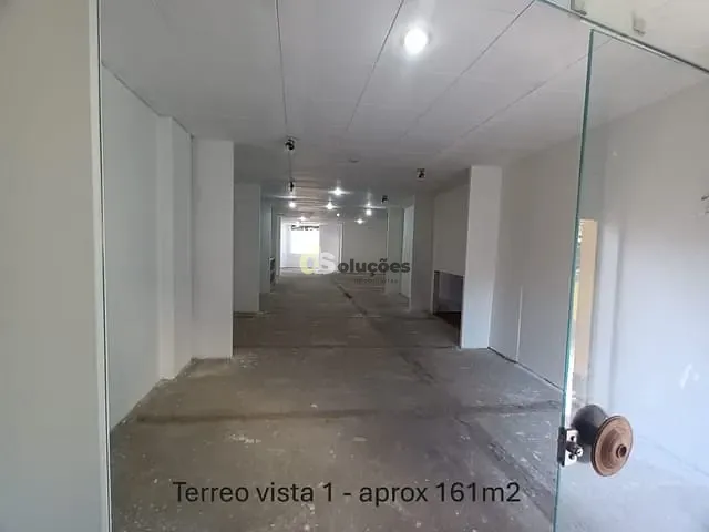 Prédio para alugar, no bairro Sumarezinho em São Paulo