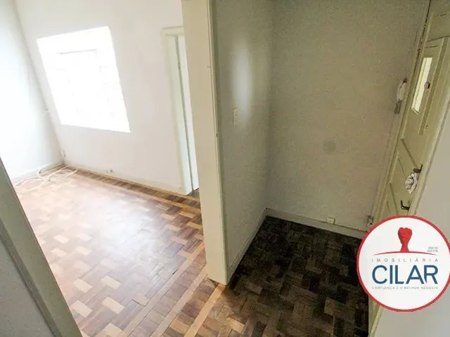 Prédio com 205m² 10 quartos e 4 banheiros, à venda, no bairro São Francisco em Curitiba