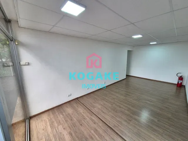 Prédio com 584m², para alugar, no bairro Centro em São José dos Campos