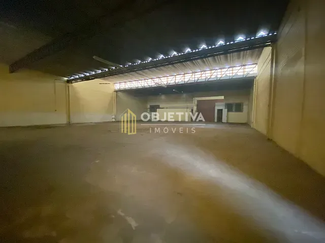 Prédio com 1000m², para alugar, no bairro Rondônia em Novo Hamburgo